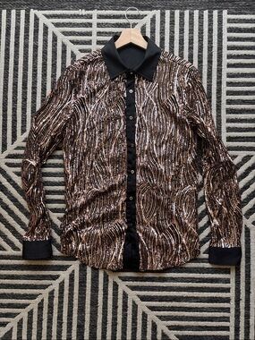 Sequin Wave Button-Up Shirt in Black and Rose Gold